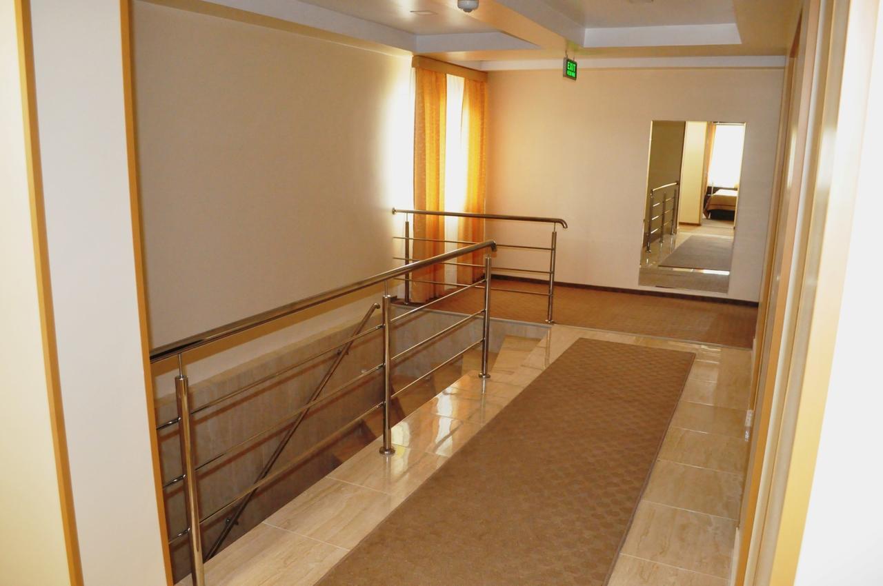 Hotel Andrei Cîmpia Turzii Εξωτερικό φωτογραφία