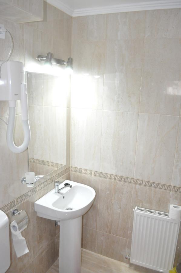 Hotel Andrei Cîmpia Turzii Εξωτερικό φωτογραφία